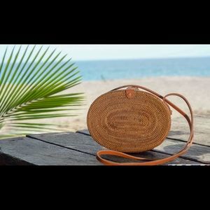 🏖 NEW AUTHENTIC RATTAN Handmade In Bali Oval Bag